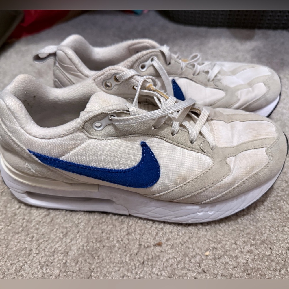 Nike Air Max Dawn Sneakers white game royal. Youth size 5.